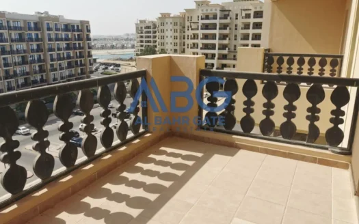 Spacious 1 BR Apartment in Al Hamra Village