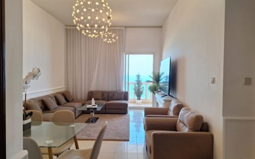 2 Bedroom Fully Furnished | Upgraded | Sea View