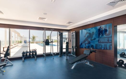 Fully Furnished & Upgraded Studio | Seaview