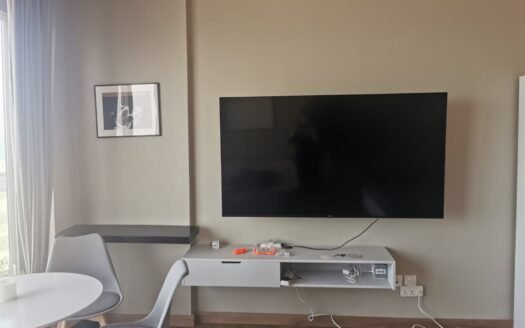 Fully Furnished & Upgraded Studio | Seaview